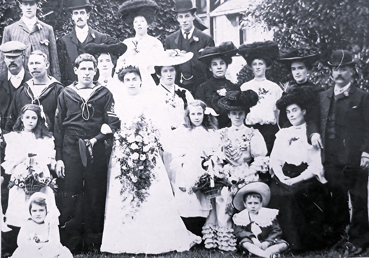 Lane family wedding 1912